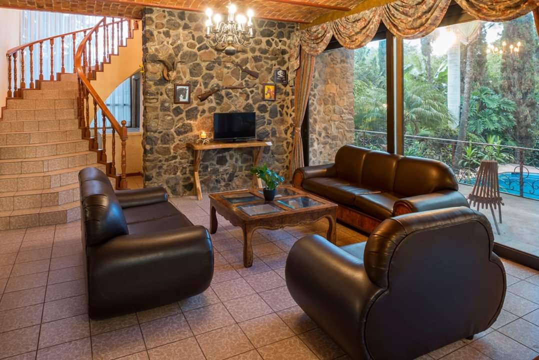 FB_IMG_1586404816500